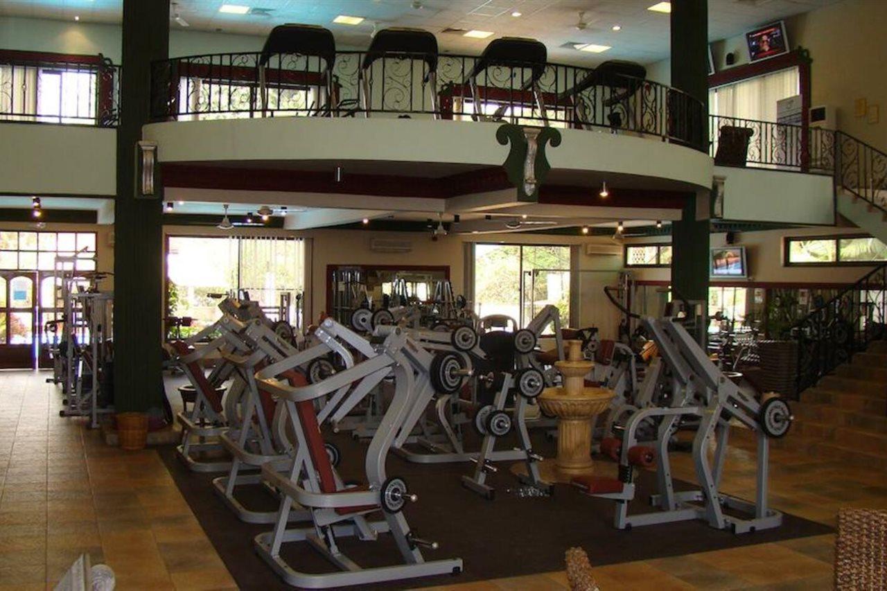 Colosseum Boutique Hotel & Spa Dar es Salaam Zewnętrze zdjęcie